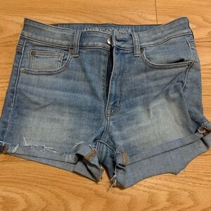 Women’s American Eagle Size 6 shorts